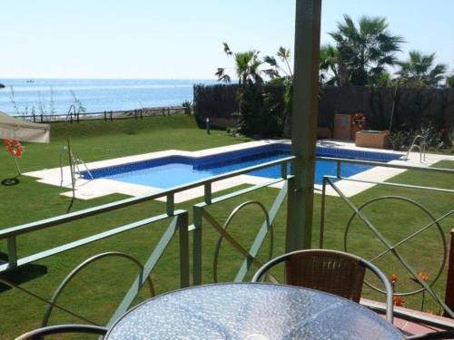 Axarquia Beach Hotel Almayate Bajo Exterior photo